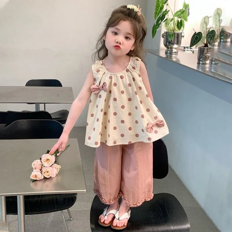 

Girls' Summer Outfit Polka Dot Vest Set New Fashionable Stylish Children's Baby Girl Summer Casual Two-Piece Set Pink
