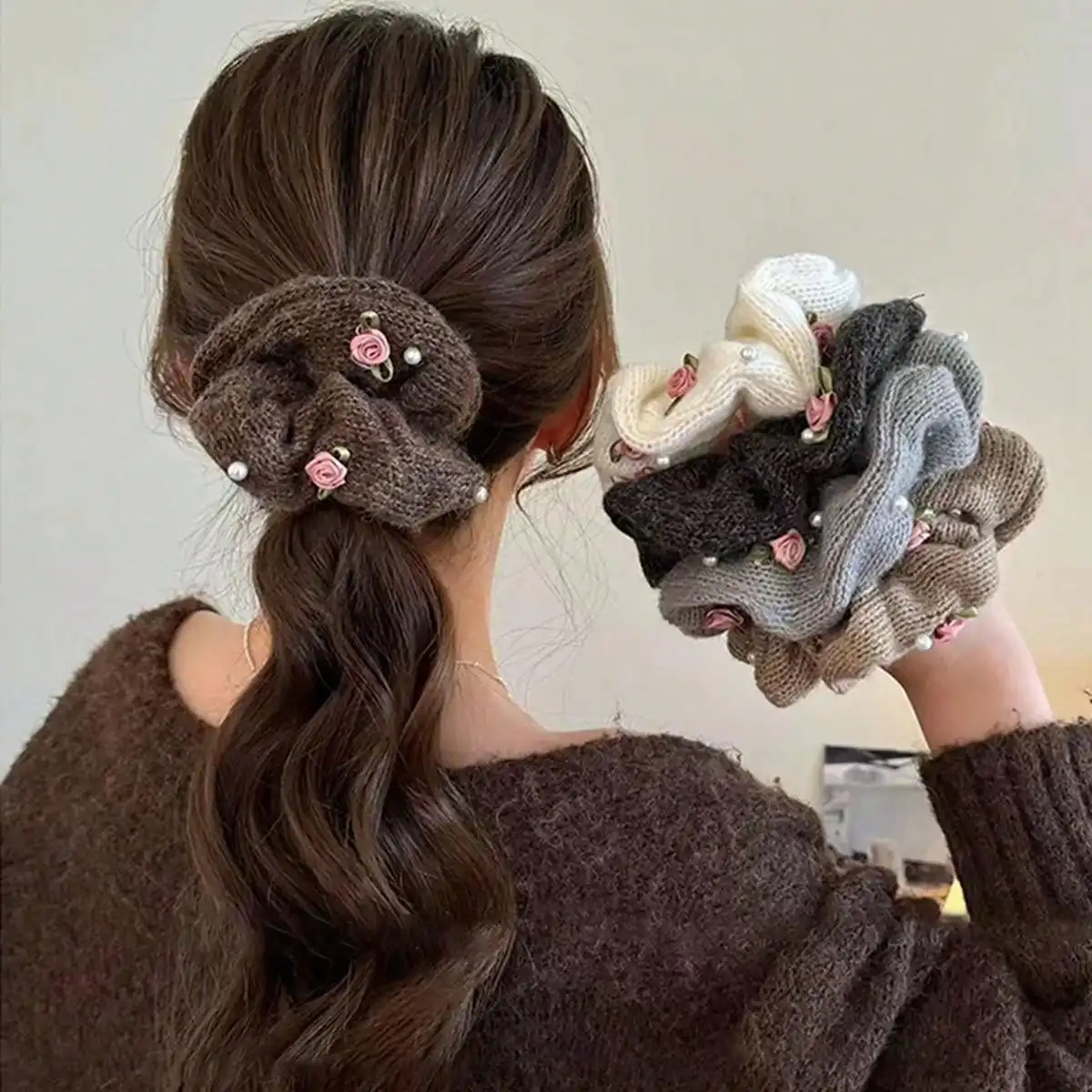 

1pc temperament autumn and winter rose yarn large intestine hair loop new Maillard tie hair rope high-end hair accessory