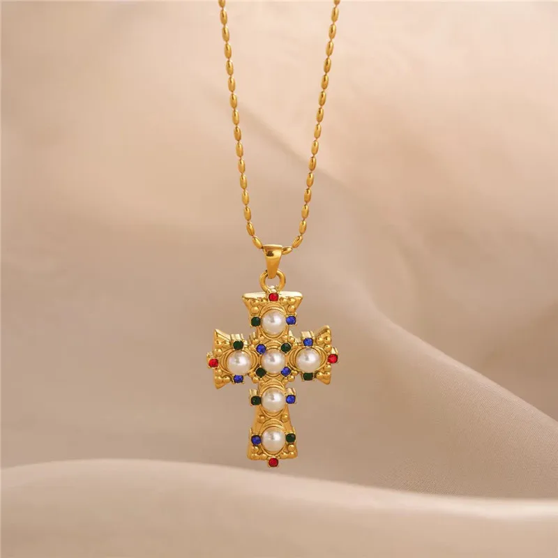 

Retro Metal Zircon Pearl Cross Pendant Necklace for Women Luxury Festive Party Jewelry Accessory Suitable for Europeans