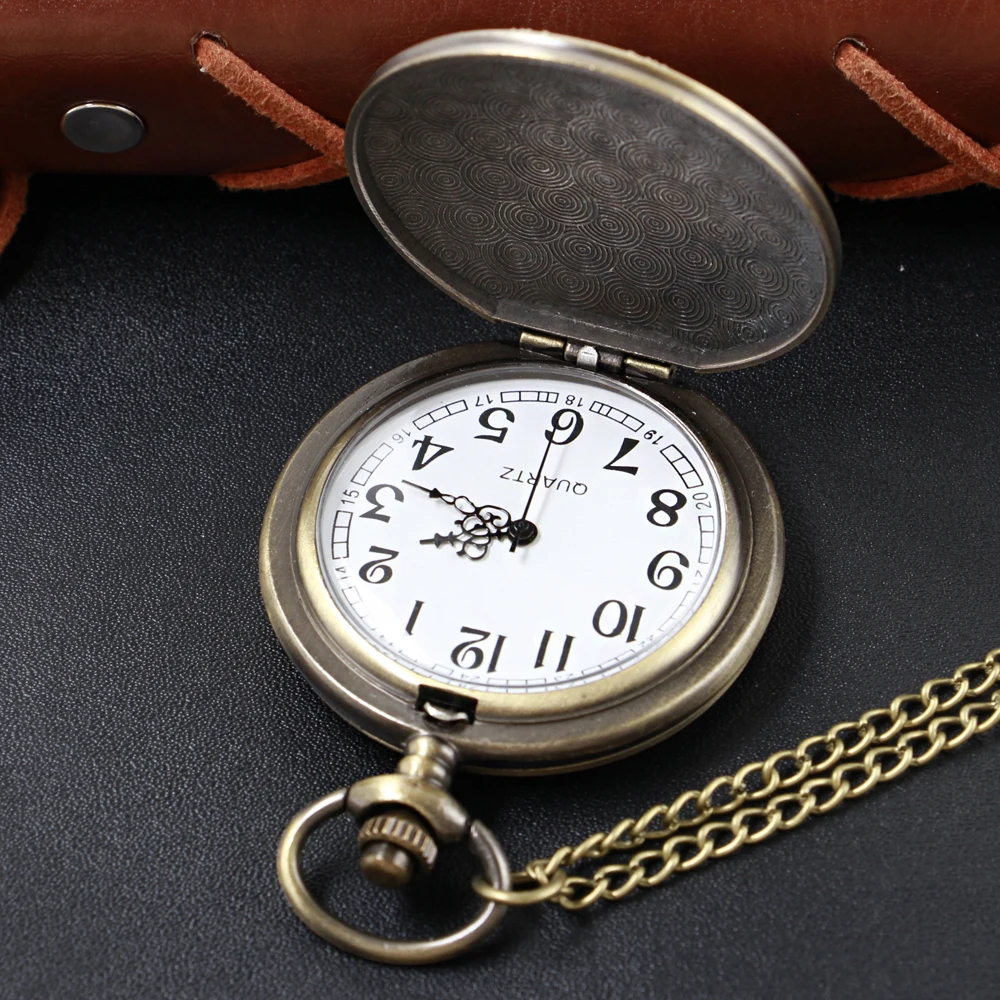 Reloj de bolsillo clásico occidental para hombres y mujeres, reloj de cuarzo con emblema de vaquero, colgante de collar de moda Retro, el mejor regalo para estudiantes