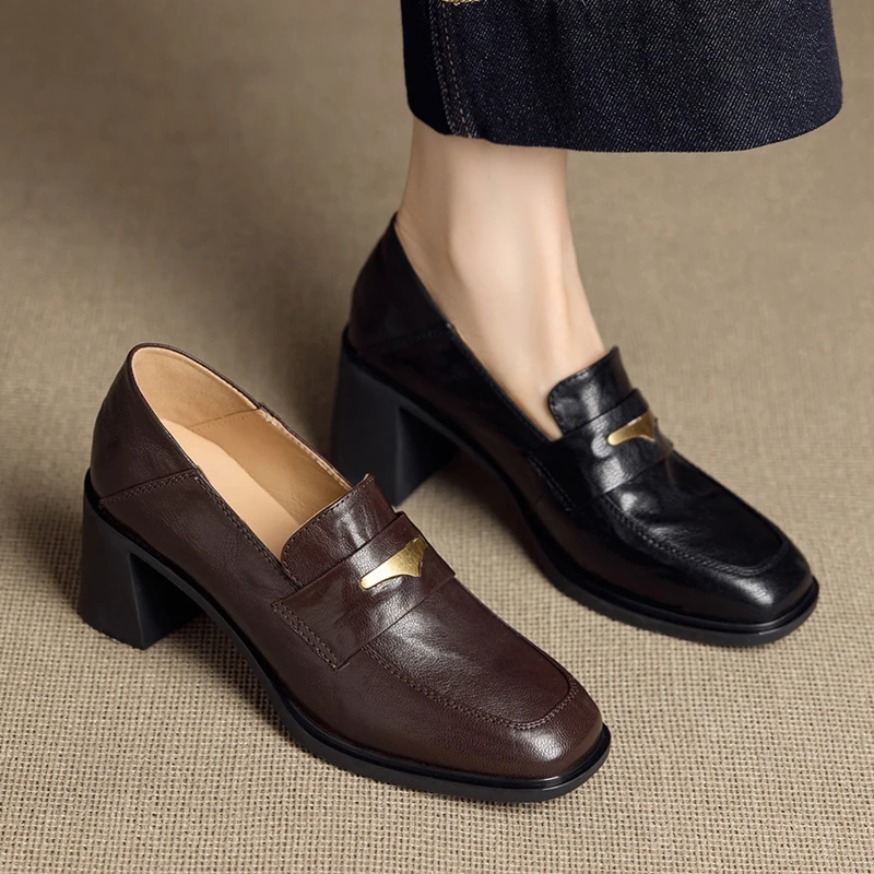 : Pumps met middelhoge hak