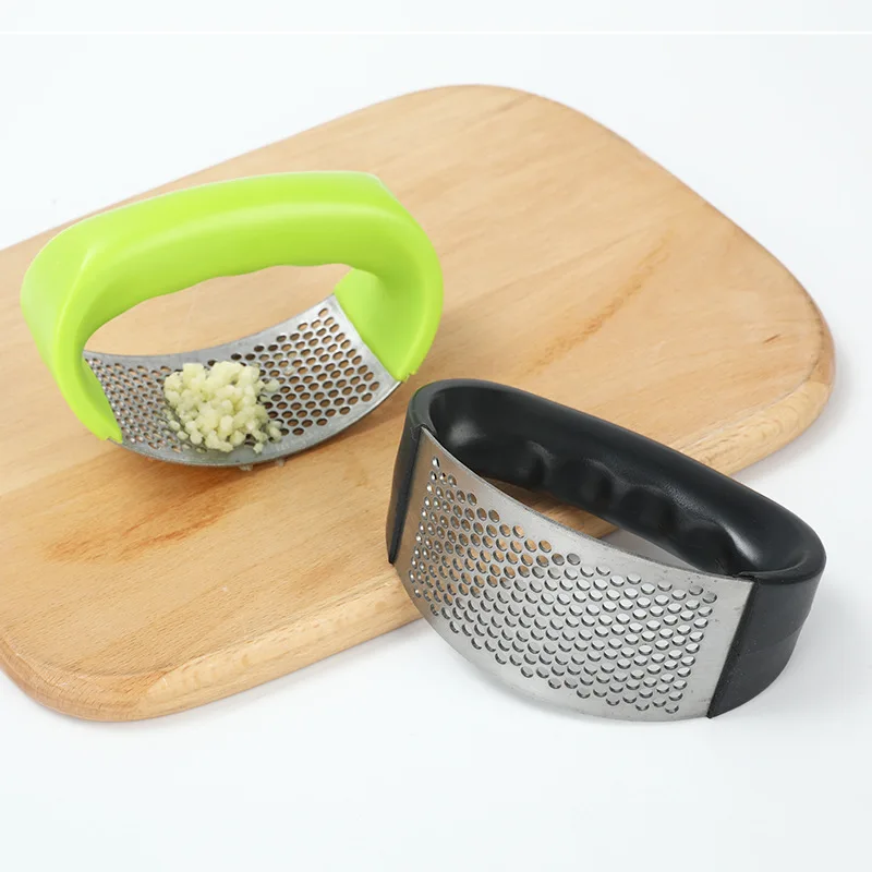 

Garlic Press Garlic Grinder Ring Stainless Steel Garlic Smasher Clip Artifact Peeling Garlic Kitchen Gadgets Prensa De Ajo 2023