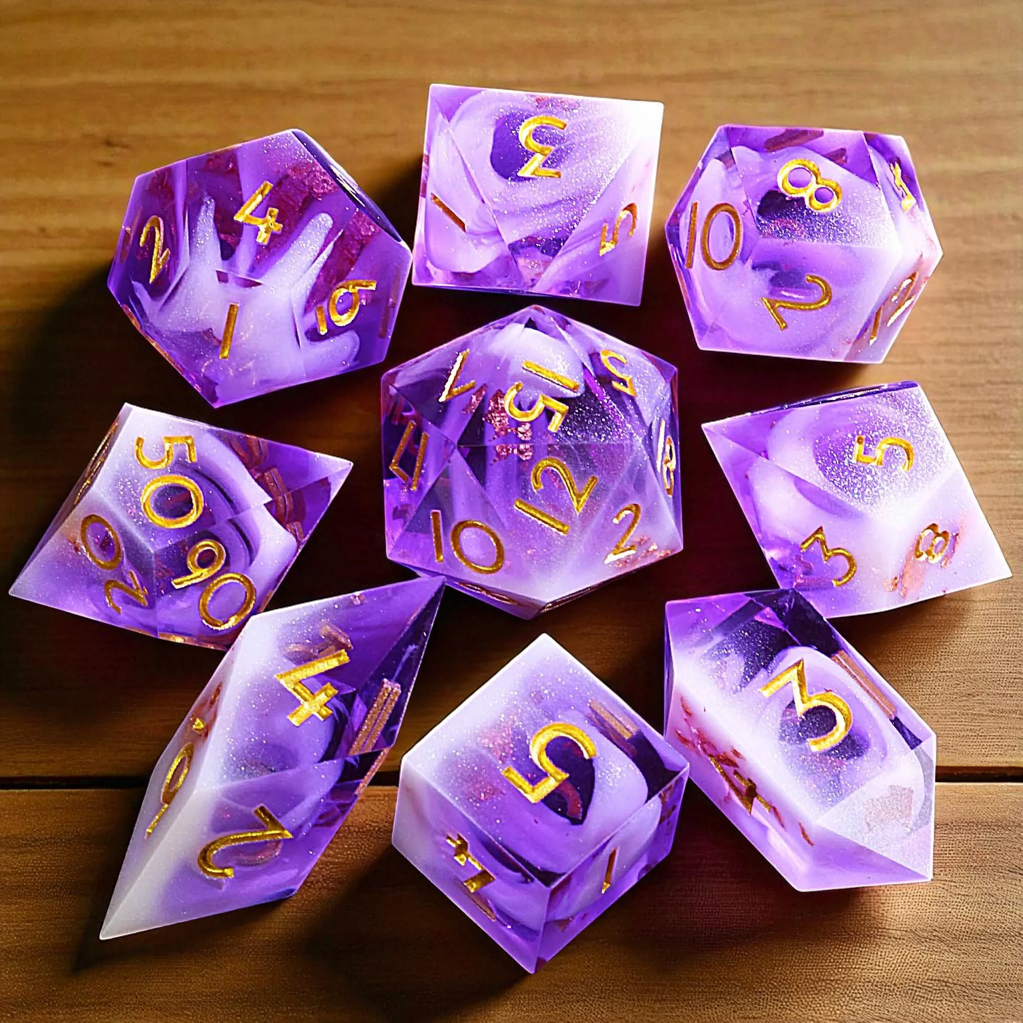 

Наборы кубиков DnD из многогранной смолы Violet Cloud Mirage