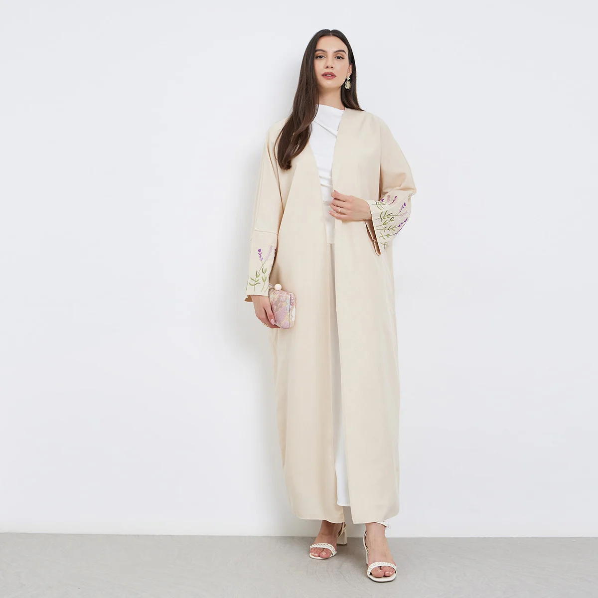 

Вышивка с открытой передней частью Абая Мусульманские женщины Арабские платья макси с длинным рукавом Свободные абайи Ближневосточные кафтаны Исламские джилбабы