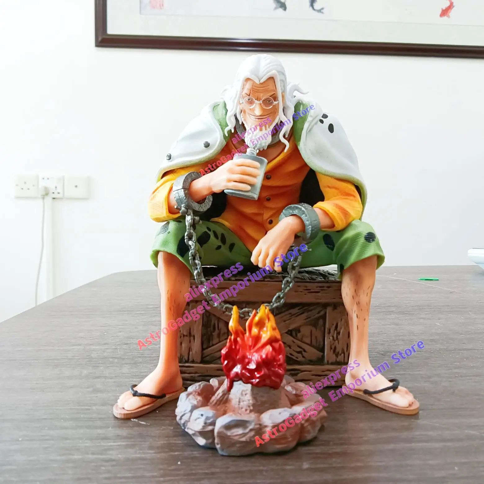 16cm Anime One Piece Silvers Rayleigh  Action Figure Luffy Master Figures With Campfire Statue Pvc Ornament Model Toys Gift