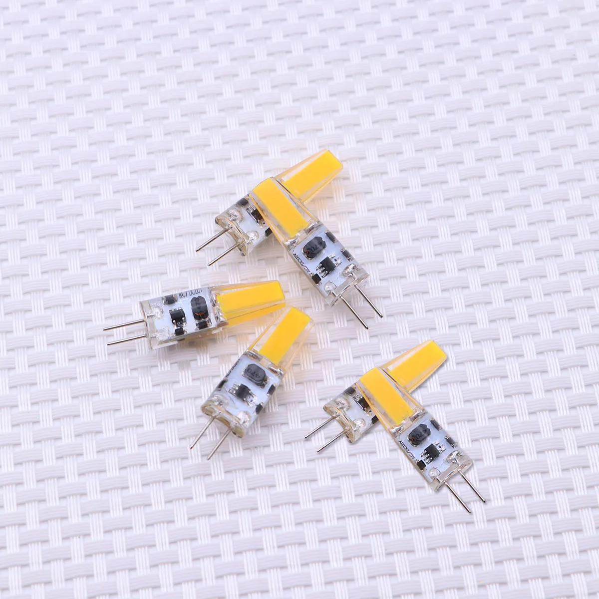 

G4 COB LED Bulb 2700-3000 Lumens 2W 20W Halogen Equivalent Bi-Pin Base /DC12V Warm White LED Replacement