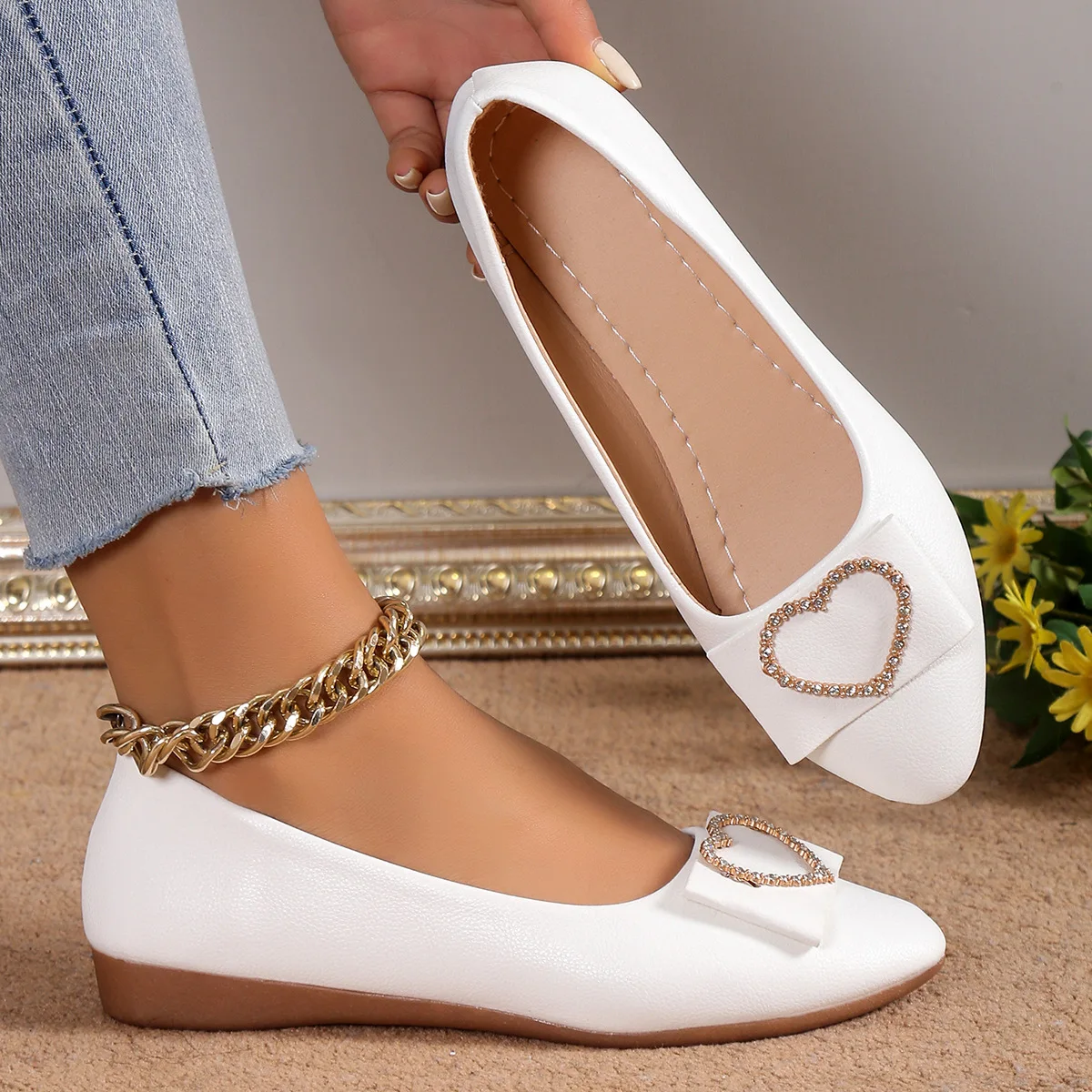 Spring autumn Woman Flats Shoes Office Patent Leather Ballets Metal Buckle Bow Lady Fall Girl Ballerina Dress Pointed Toe Slip