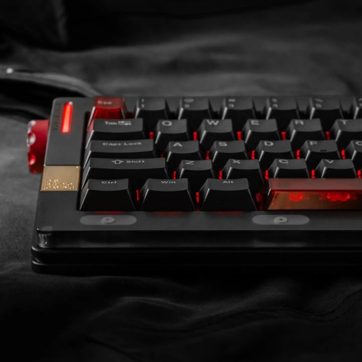 Angry Miao Retro63RT Magnetic Keyboard CNC Aluminum Alloy RT0.005mm 0.125MS Low latency RGB Single-Mode Wired Gaming Keyboard