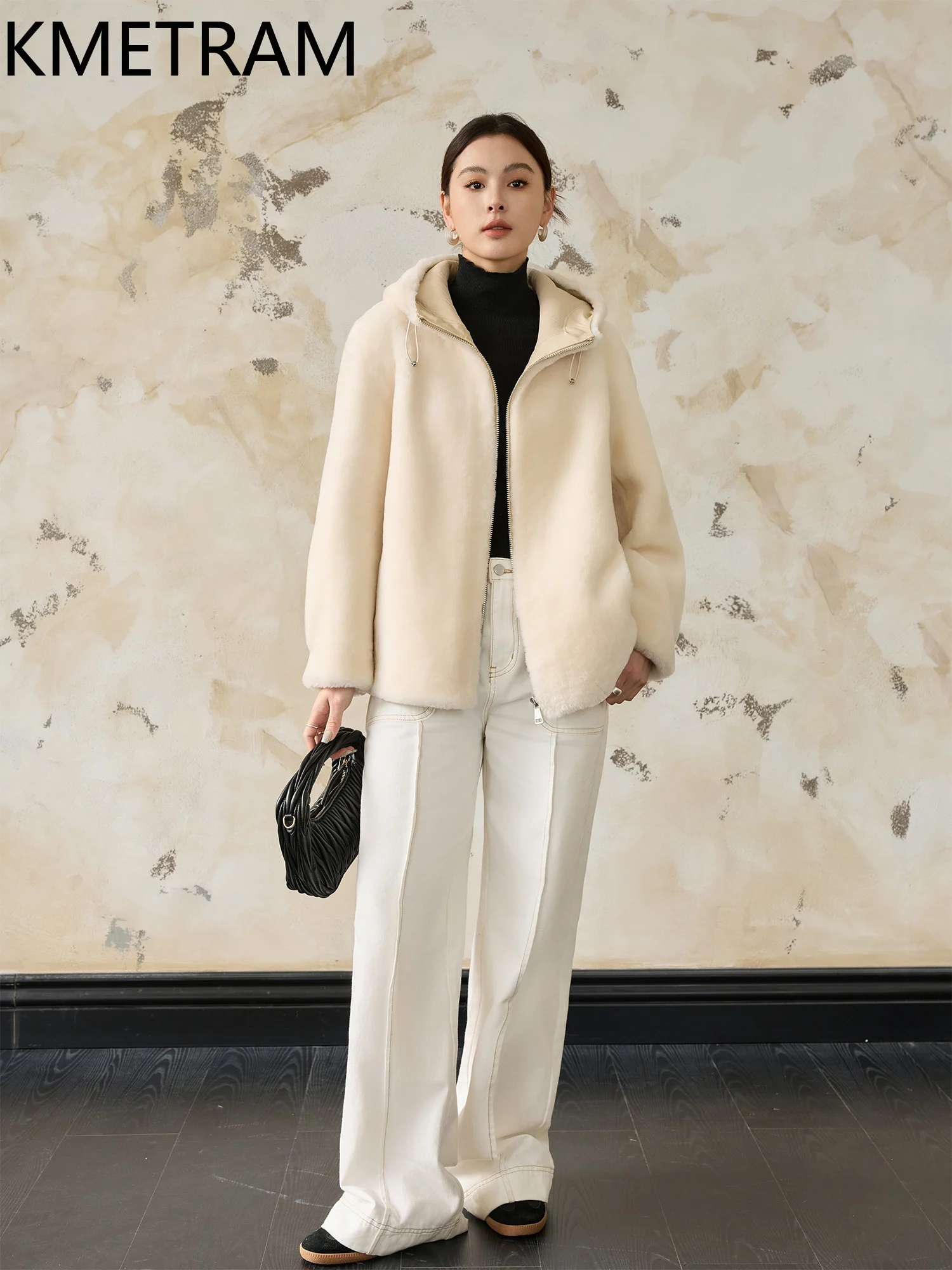 100% Merino Sheepskin Wool Double Faced Fur Jacket Women Casual Real Fur Coat with Hood Winter Woman Clothing 2025 Furry Jackets