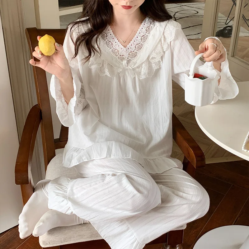 

Women Lolita Pajama Set Sweet Embroidered Long Sleeve Tops+Long Pants Vintage Cotton Pyjamas Set.Victorian Sleepwear Loungewear