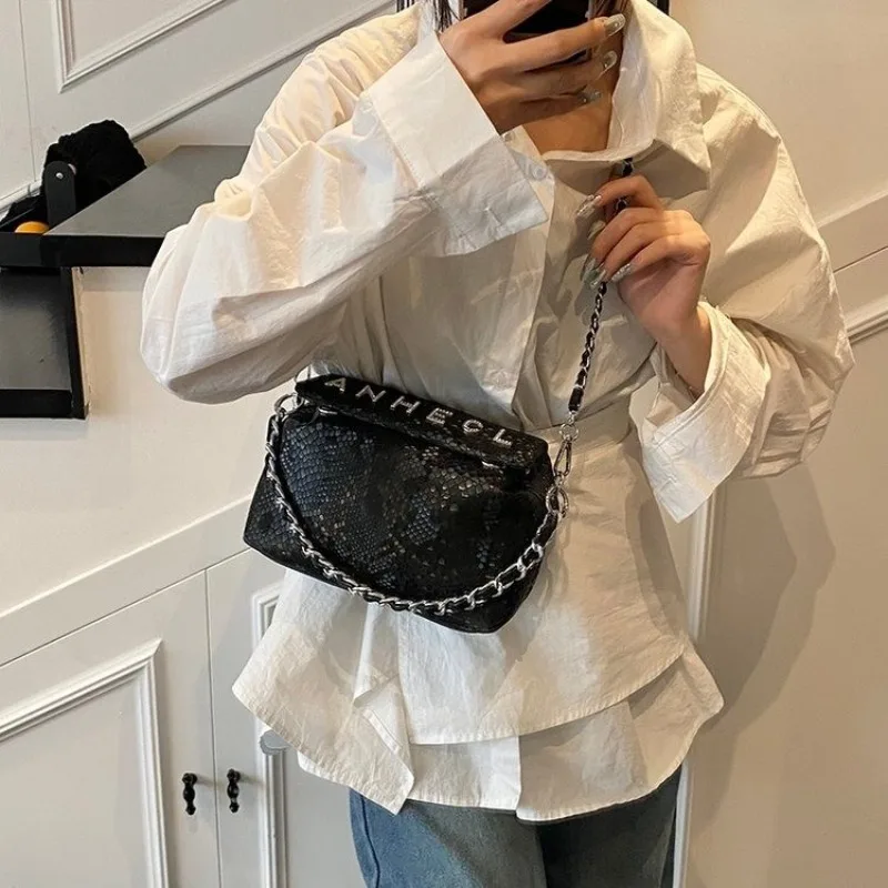 

Luxury Designer Leather Crossbody Bag For Women - Classic Elegant Shoulder Handbag Purse For Daily Use & Travel