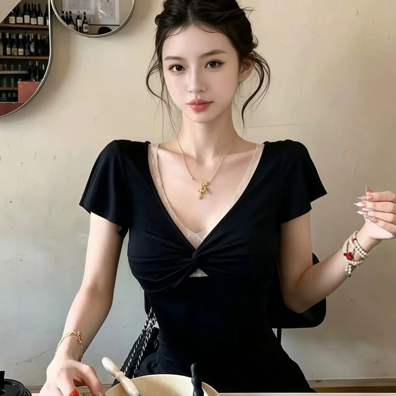 New Women Ladies Fake Two Piece Tee V Neck Front Twist Knot Lace Panel Splicing Design Slimming Fashion Short Sleeve Top