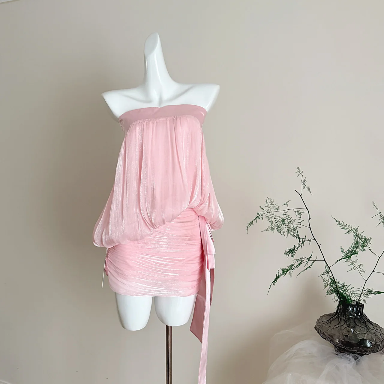 

Women's Summer Glossy Two Pieces Skirt Set Lady Strapless Sleeveless Irregular Tube Tank Top + Slim Mini Skirt