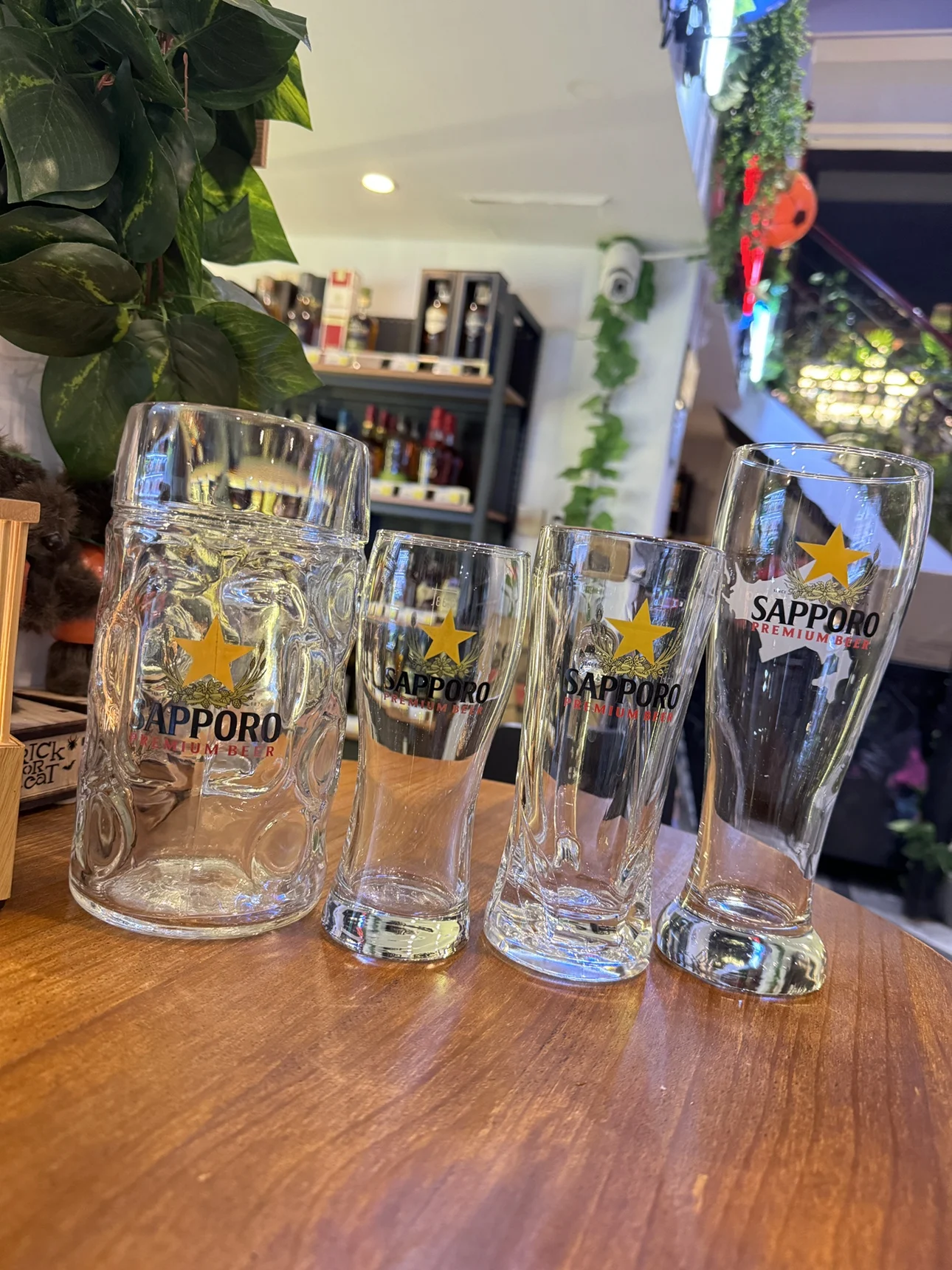 Jarra de cerveza Sapporo de vidrio ueso con asa, taza premium para cerveza artesanal, diseño Hero, para uso en restaurantes...