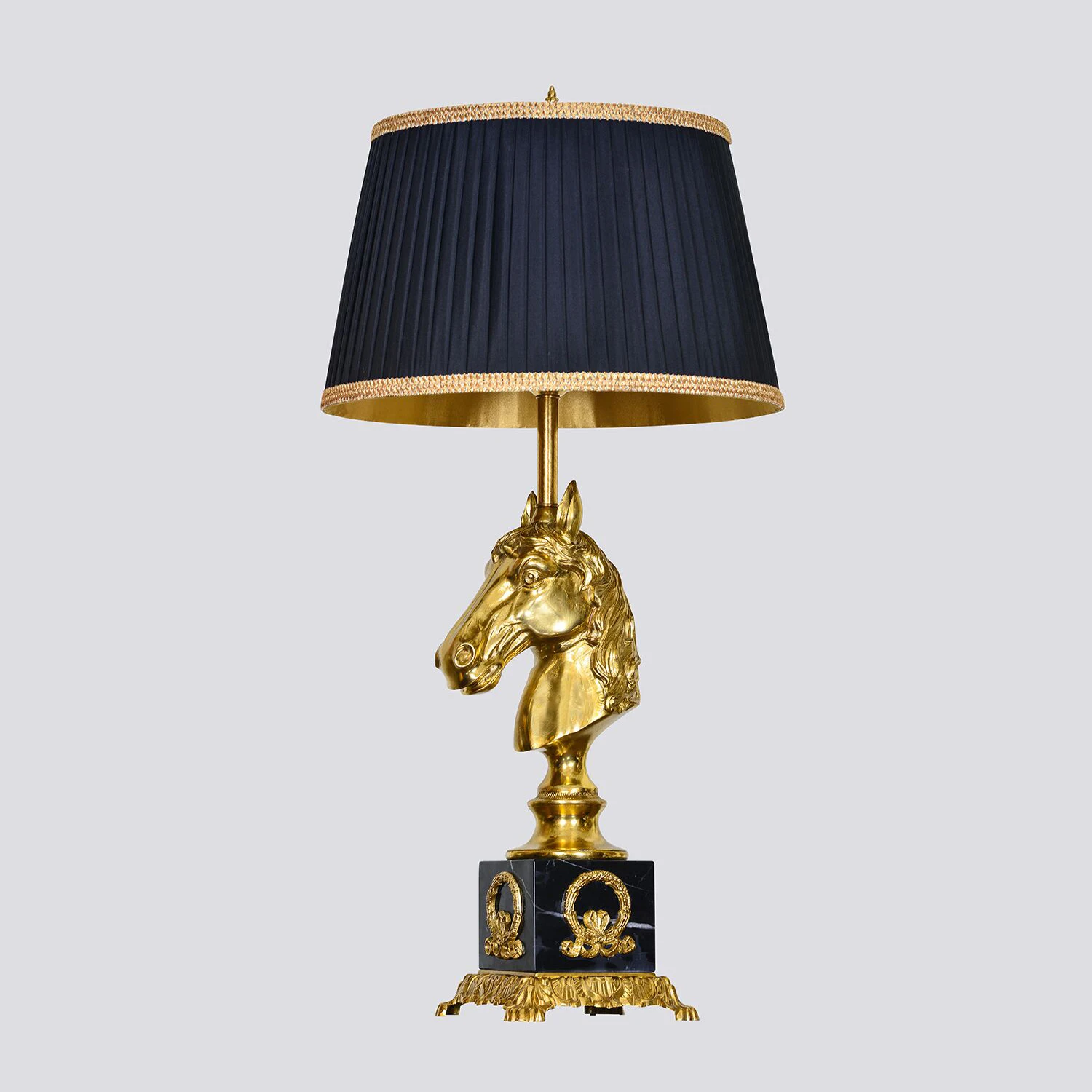 French all-copper horse head desk lamp European retro luxury living room bedroom bedside study villa creativity