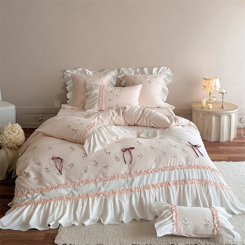 600TC Egyptian Cotton Princess Bedding Set Floral Embroidery Ruffle Lace Bow Decor Duvet Cover Set Bed Sheet Pillowcases 4Pcs
