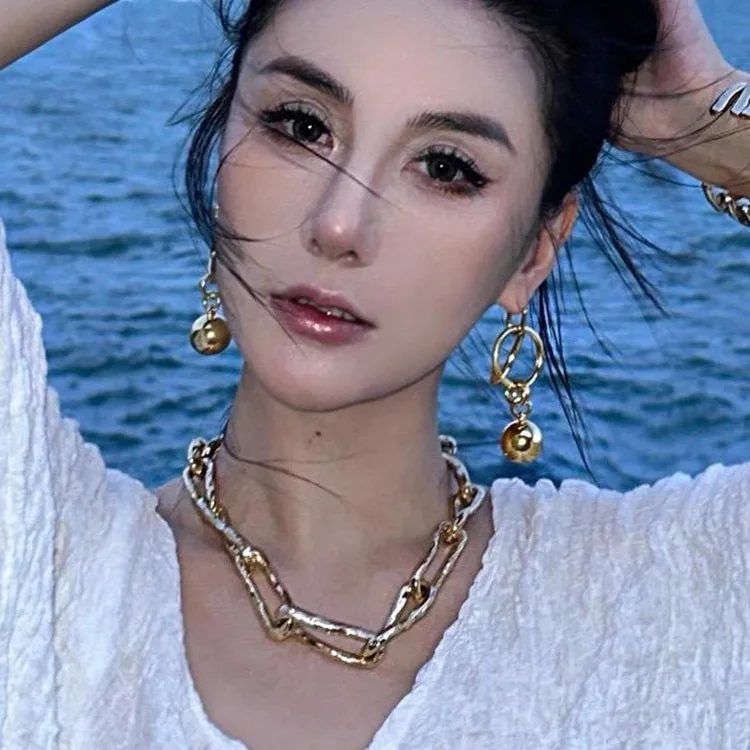NEW Vintage Gold-plated Irregular Metal Thick Chain Splice Choker Necklace for Women Men Hip-hop Punk Jewelry Gifts