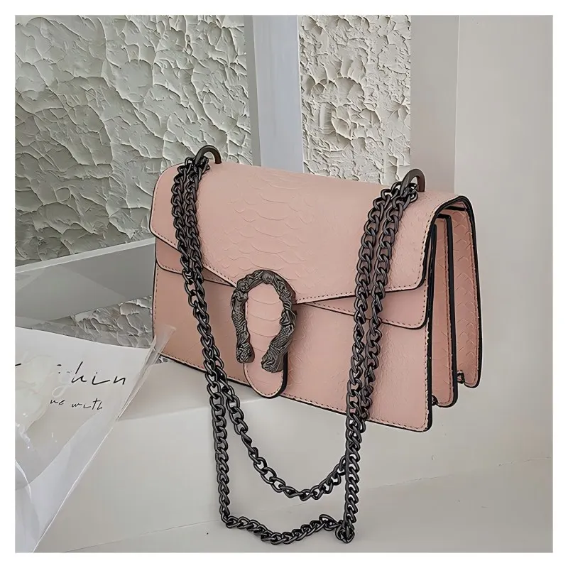 

Retro-style fashionable lady's chain shoulder bag with snake pattern, cross-body style, small square bag, fashionable accessory