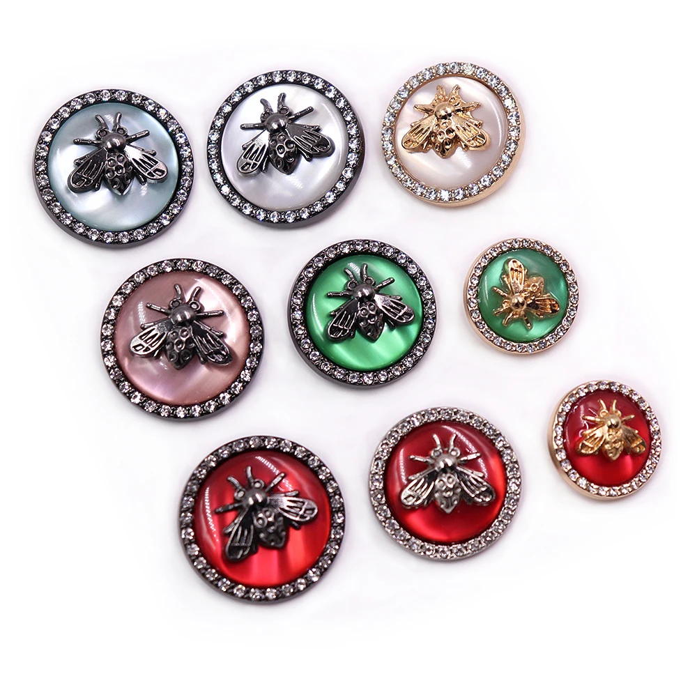 Metal&Acrylic Button 2Pcs/Lot Bee Pattern High Quality Buttons Sweater Coat Decoration Shirt  Accessories DIY JS-517