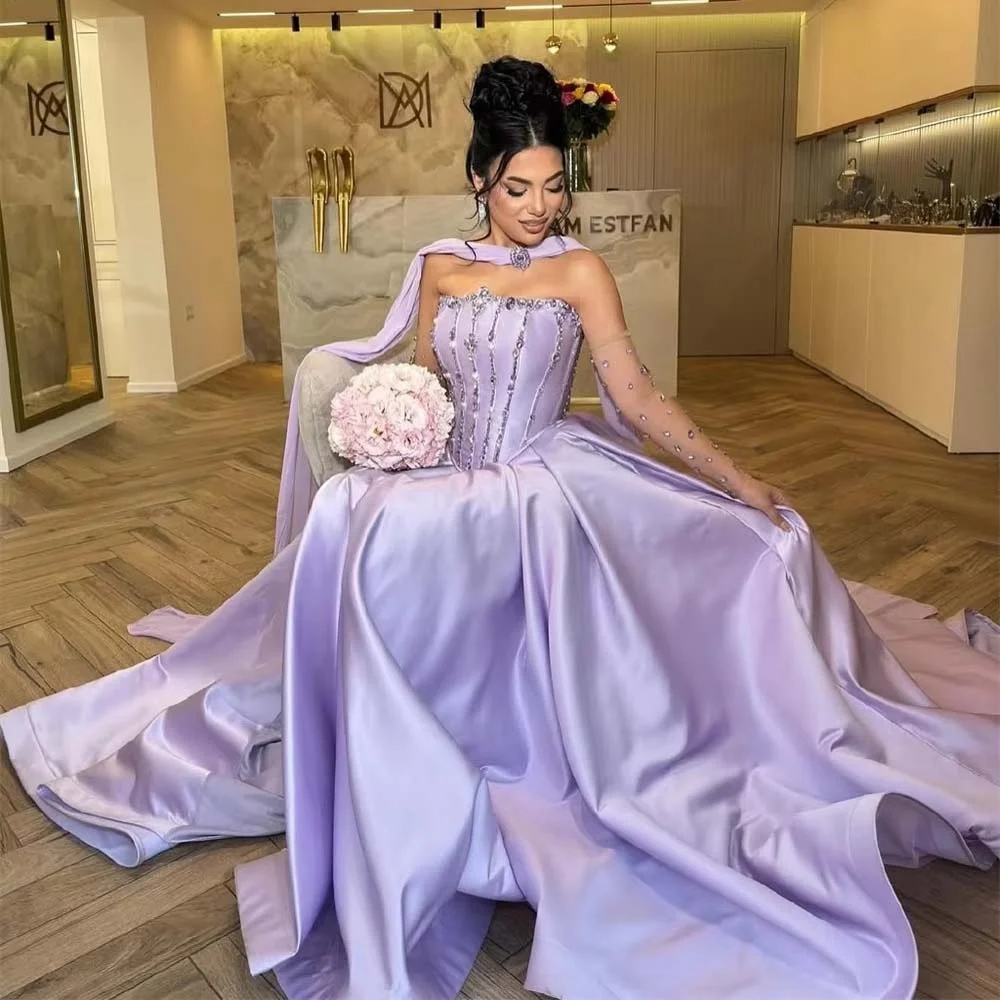 تخصيص رائعة الديكور المرأة فستان حفلة موسيقية مثير بلا أكمام الساحرة ألف خط عالية سبليت فستان الحفلات المرأة الكشكشة ثوب مسائي