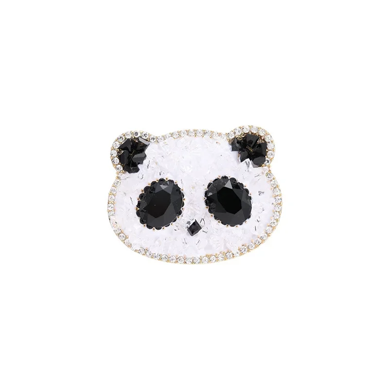 Questo spilla panda di cristallo di fascia alta è carina, antiriflesso e exuda un senso di lusso e alla moda9526