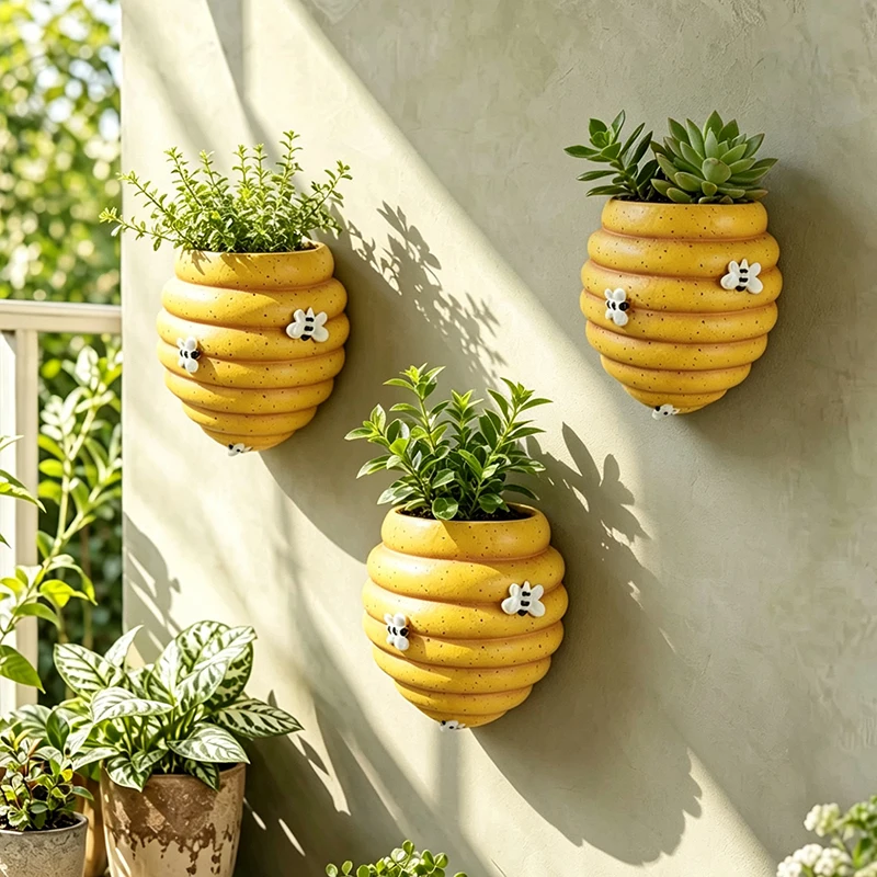 Novelty Creative Imitation Honeycomb Wall Mount Resin Planter Cute Bee Accent Indoor Outdoor Garden Wall Floral Decor Figurine