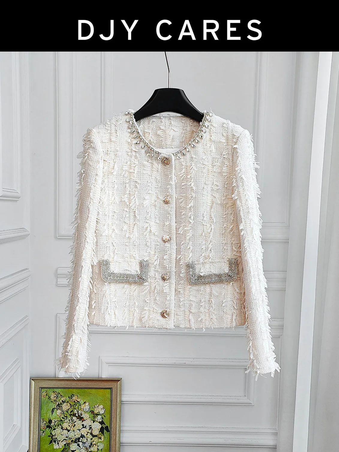 New Elegant coat with heavy feather design, slimming top big size
