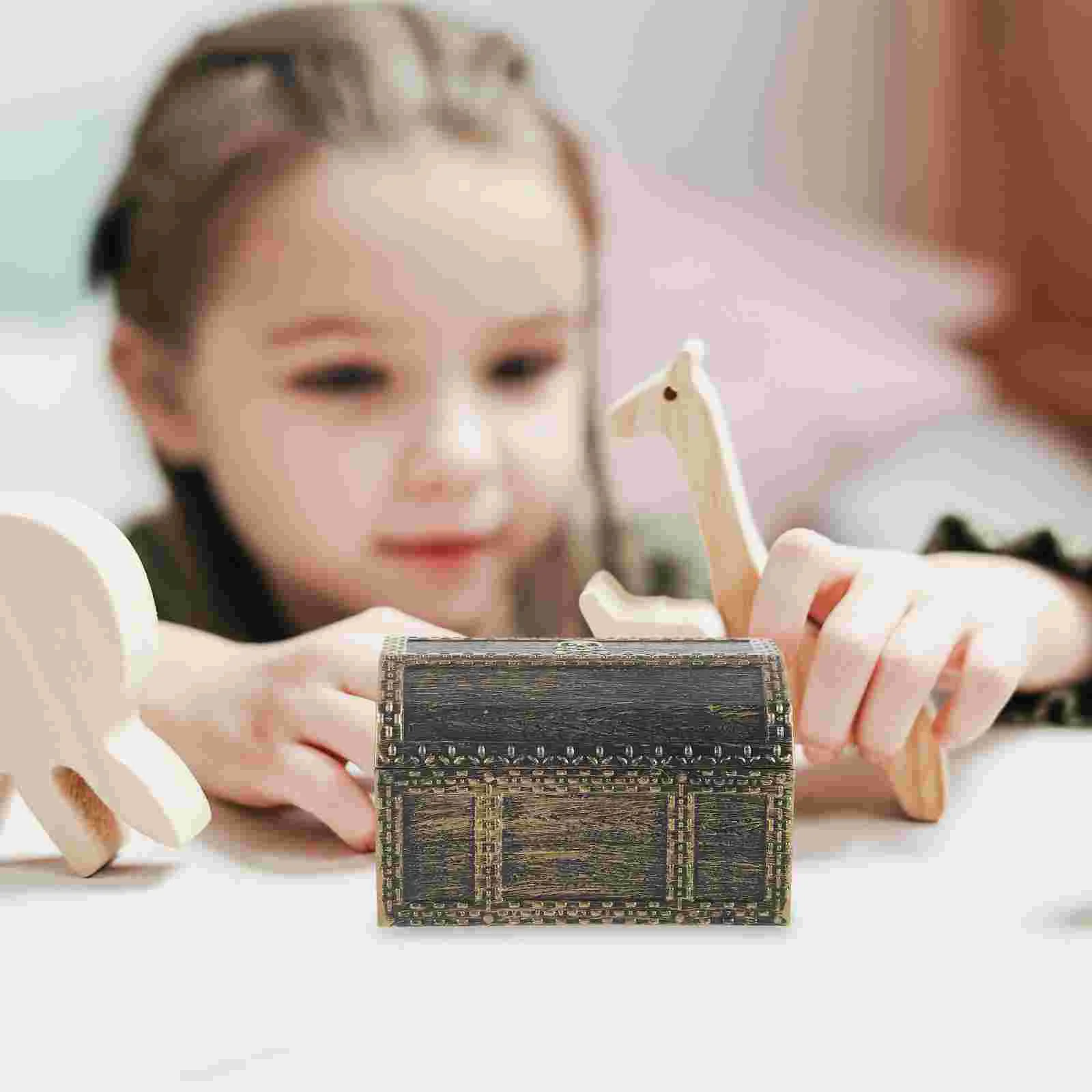 

s Retro Pirate Treasure Box Toy Vintage Storage Decor Mini Chest Copper Safe Plastic Halloween Party Supplies
