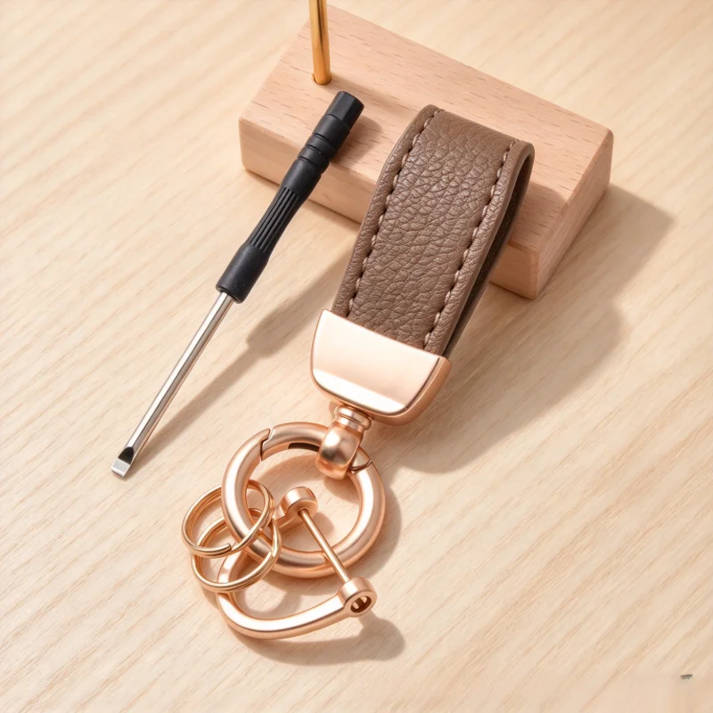 Vintage Echtleder-Schlüsselanhänger für Damen, Auto-Schlüsselhalter aus französischem Schafsleder mit Hufeisen-Schnalle, Lieblicher Anhänger, Geschenk, Großhandel, Charm – Detail 11