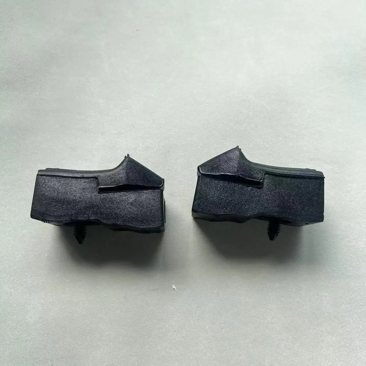Pair Hood Bonnet Seal Filler Piece For VW Golf 7 MK7 5G0864760B 5G0864759B