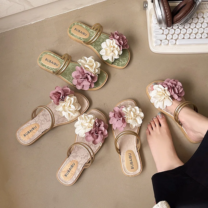 Summer New Double Flower Trendy Fashionable, Comfortable One Word Slippers For Outerwear Lightweight Flat Bottom Cool Slippers