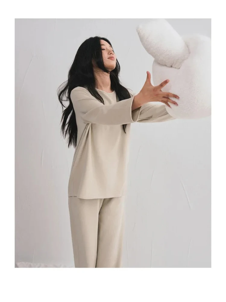 

Korean style comfortable women's sleepwear two-piece set with top and pants buttoned for convenient home wear, new style