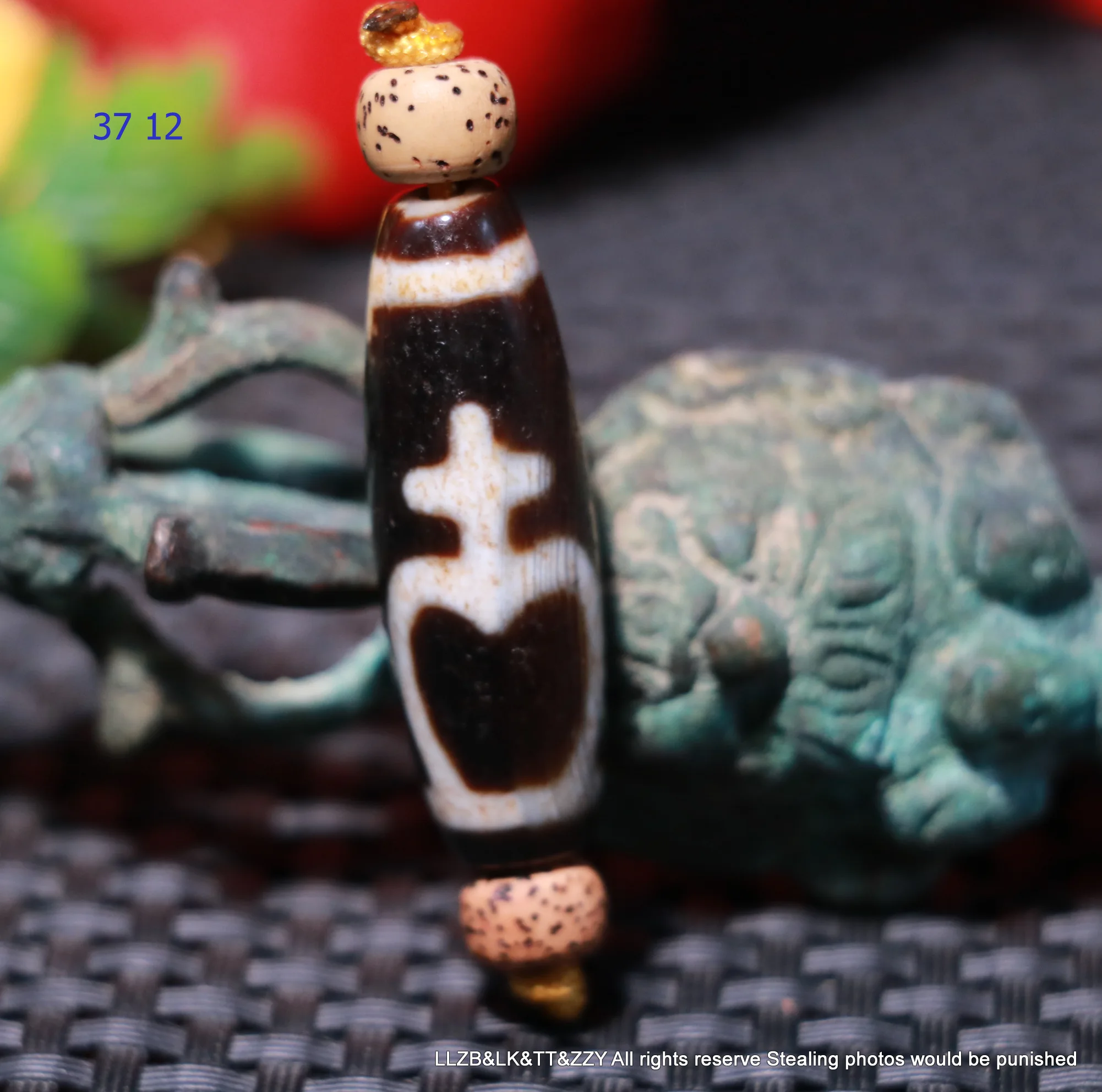 Collectible Talisman LKbrother Sauces Magic Power Tibetan Old Agate Aquarius Treasure Bottle Vein Dzi bead Amulet UPD0708A25