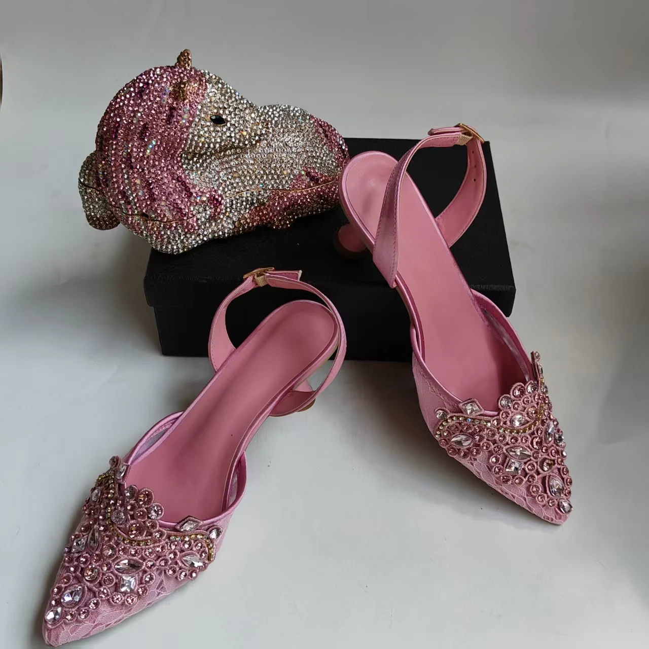 

Женские туфли на высоком каблуке LNATISNOVA с розовыми кристаллами и бантом, в нигерийском стиле, супервысокие каблуки, остроносые босоножки для свадьбы и вечеринок