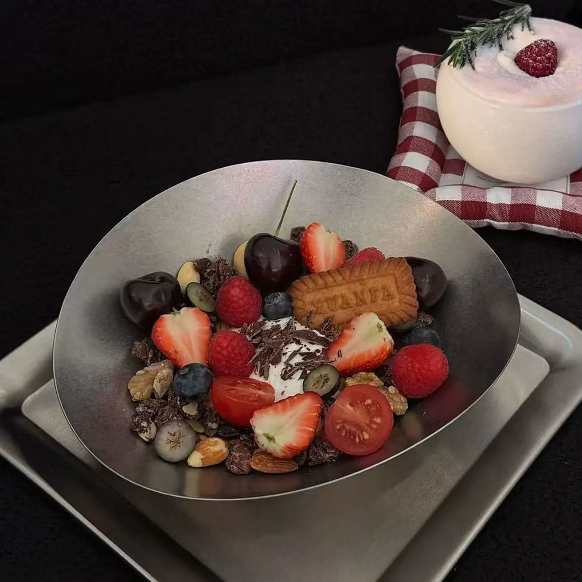 High-End Yogurt Bowl Tableware, Ins-Style Cereal Bowl, Fan-Shaped Bowl, Exquisite Breakfast Oatmeal Bowl, Salad Bowl, Light Food Bowl, 1 Piece