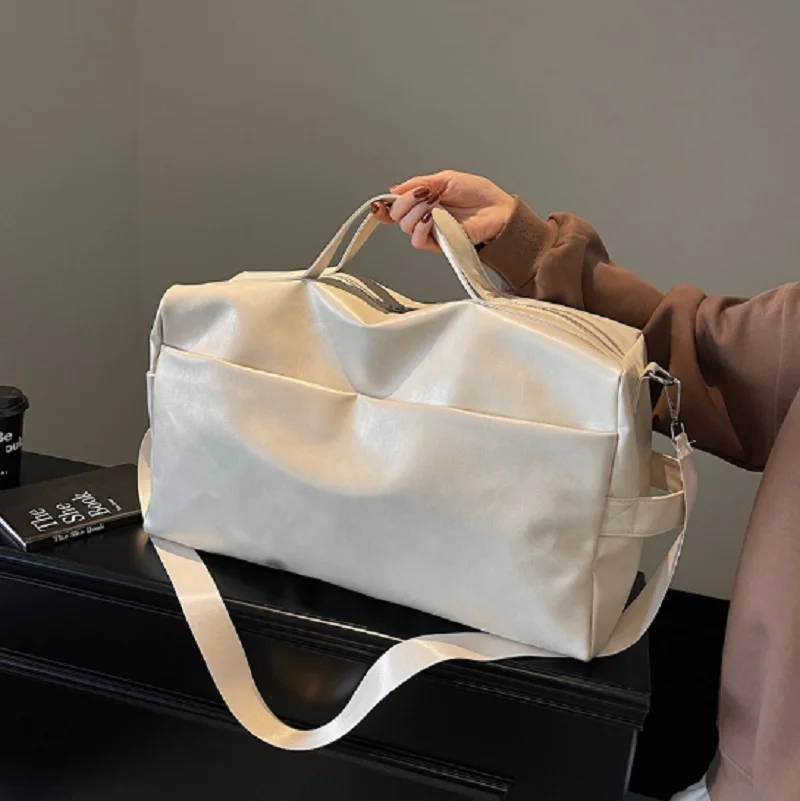 2026 High Quality Fashion Vintage Large Capacity Travel Totes Men Women's Business Soft Leather Shoulder Bags Sports Fitness Bag