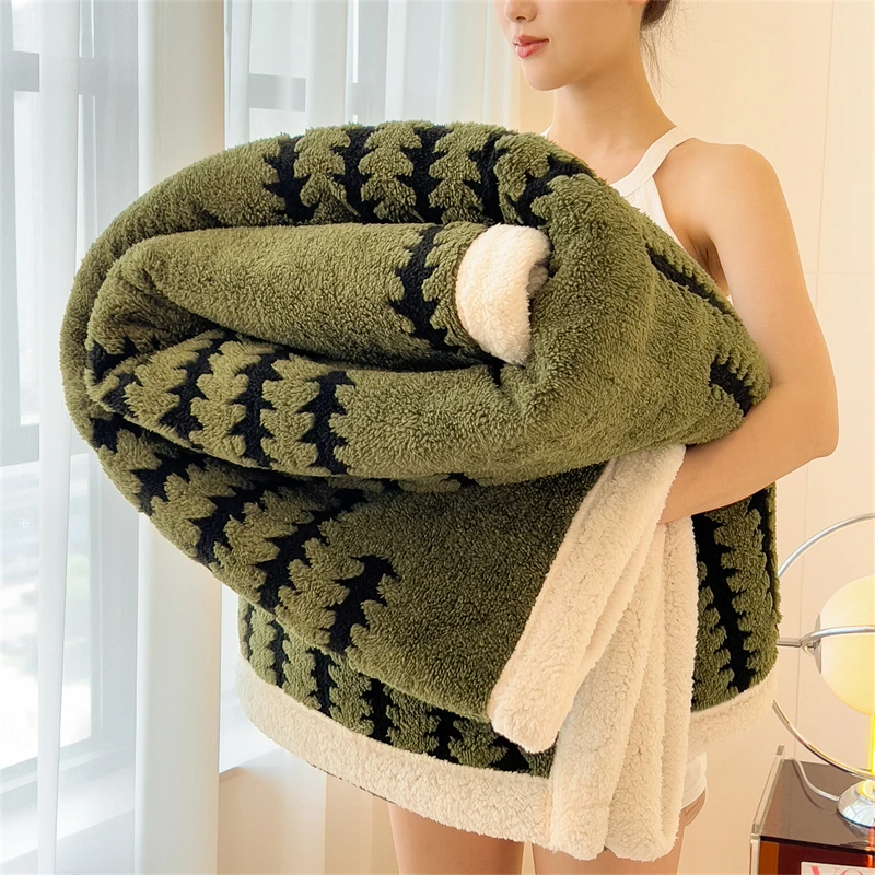 

200cm Extra-large warm flannel blanket for office use, soft and fluffy sofa blanket, large bed comforter, sofa nap blanket