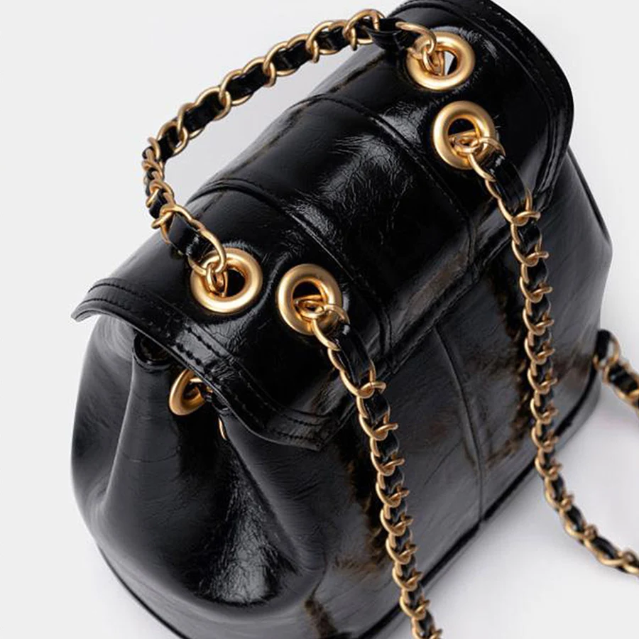 Women autumn winter mini chains backpack female ins student oil wax leather shoulder bag travel bagpack black rucksack Mochila