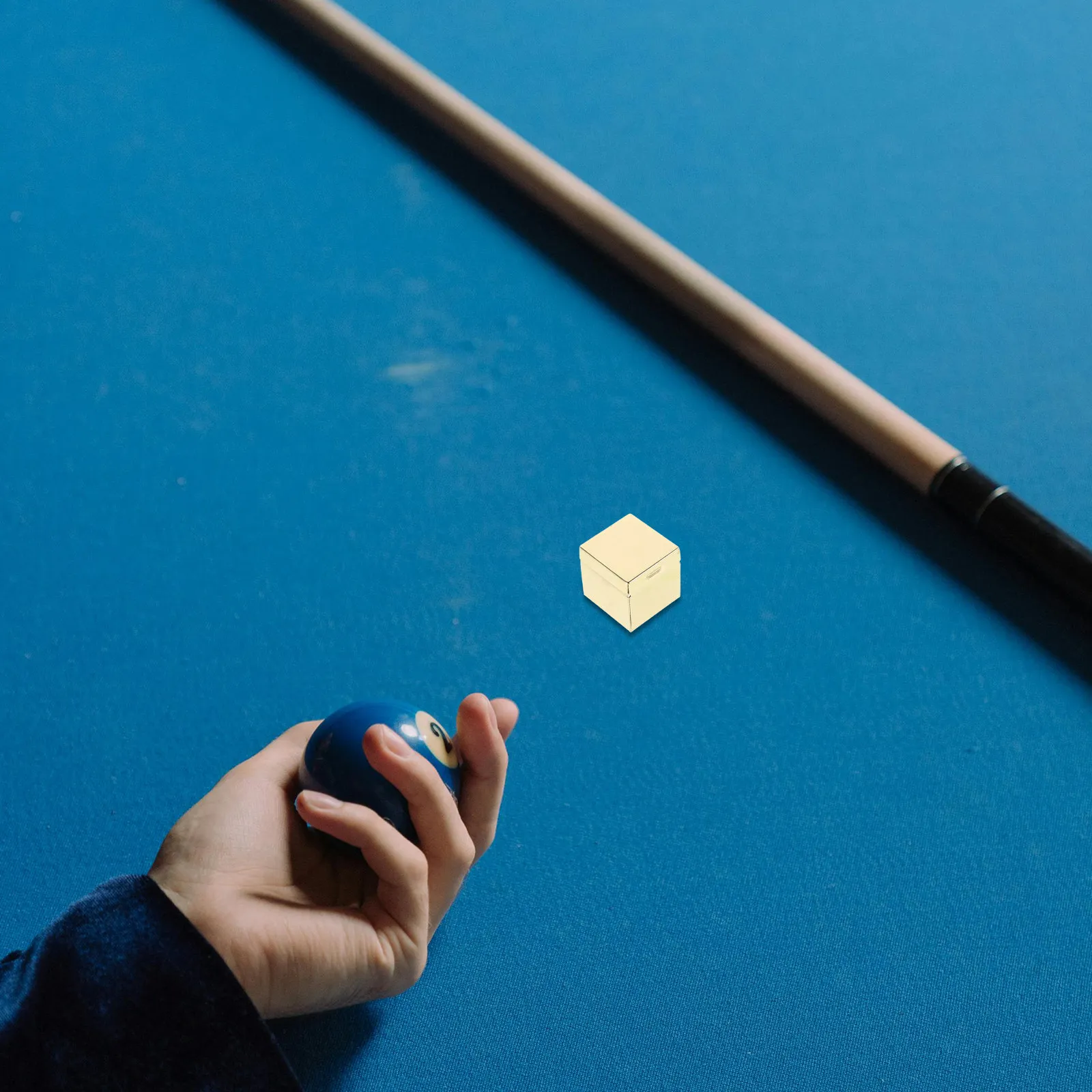 

Premium Metal Chalk Cube Holder Billiards Pool Table Accessory Non Messy Chalk Storage Universal Fit for Snooker Cues Home Use