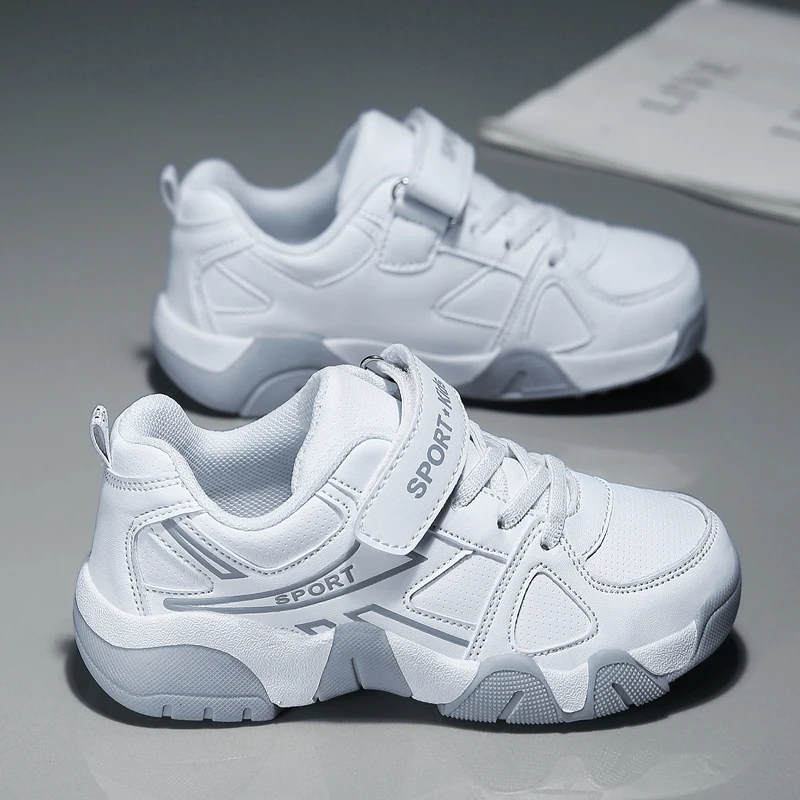 

2025 New Summer Kids' Sports Shoes Soft-Soled Non-Slip Running Sneakers for Boys Mesh Breathable Students' Casual Footwear