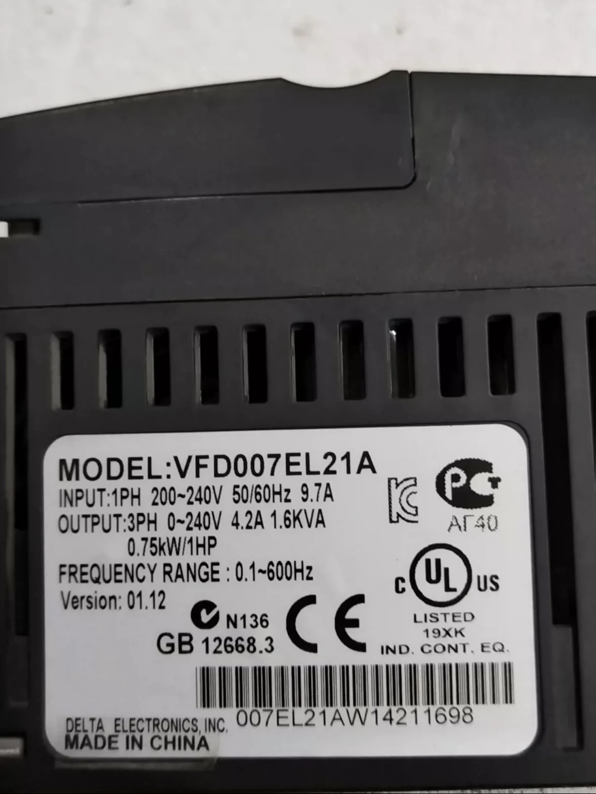 Original Delta inverter VFD007EL21A 0.75KW 220V second-hand test function is normal