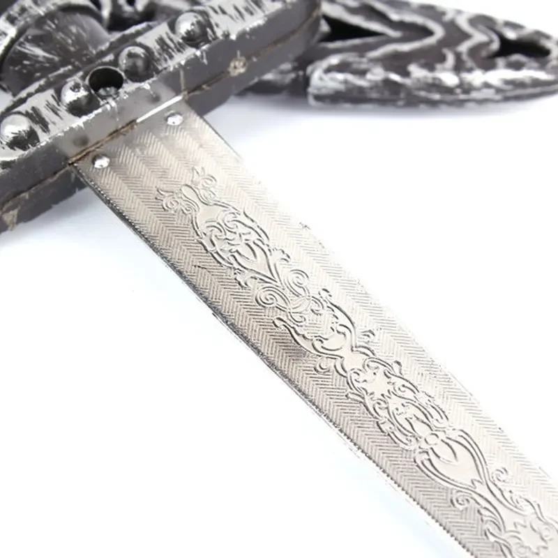 سكين جيب بلاستيكي مضحك على الطراز القديم على شكل جمجمة مقاس 23 × 3 سم دعائم عروض الحفلات التنكرية #5