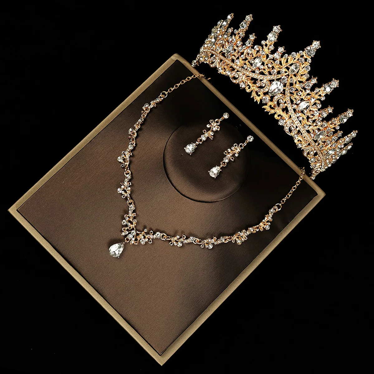 Full Of Charming Style Vintage Classical Champagne-color Ladies\' Tiara Necklace Earrings 4 Pcs Set ​For Wedding Bride