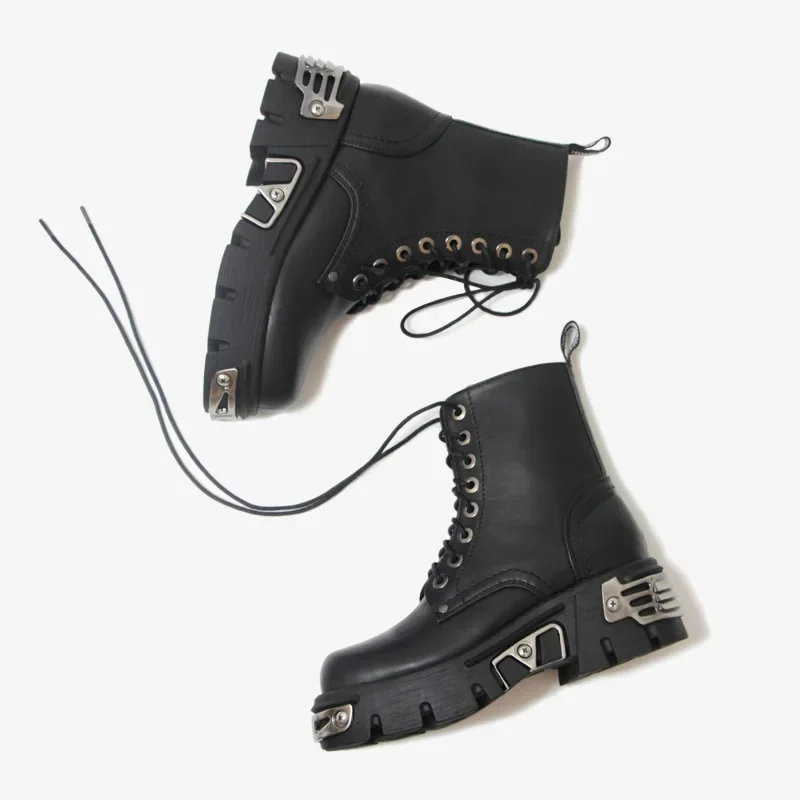 Bottes de rinçage à plateforme de style punk pour femmes, bottes de moto noires, grosses chaussures épaisses, décor en métal, mode pour dames,