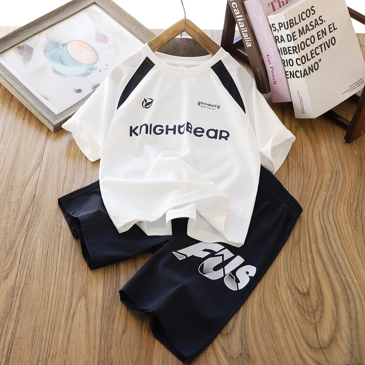 IYEAL Boys' Summer Sports Suit 2026 New Children's Clothing Short Sleeved Quick Drying Clothes Boys' Summer Cool Sportswear