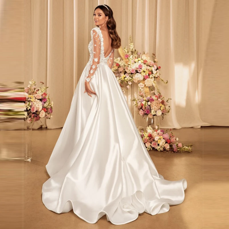 

2023 Robe De Mariée A Line V Neck Wedding Dresses Long Sleeves Lace Applique Sexy Split Slit Backless Satin Brial Gown For Women