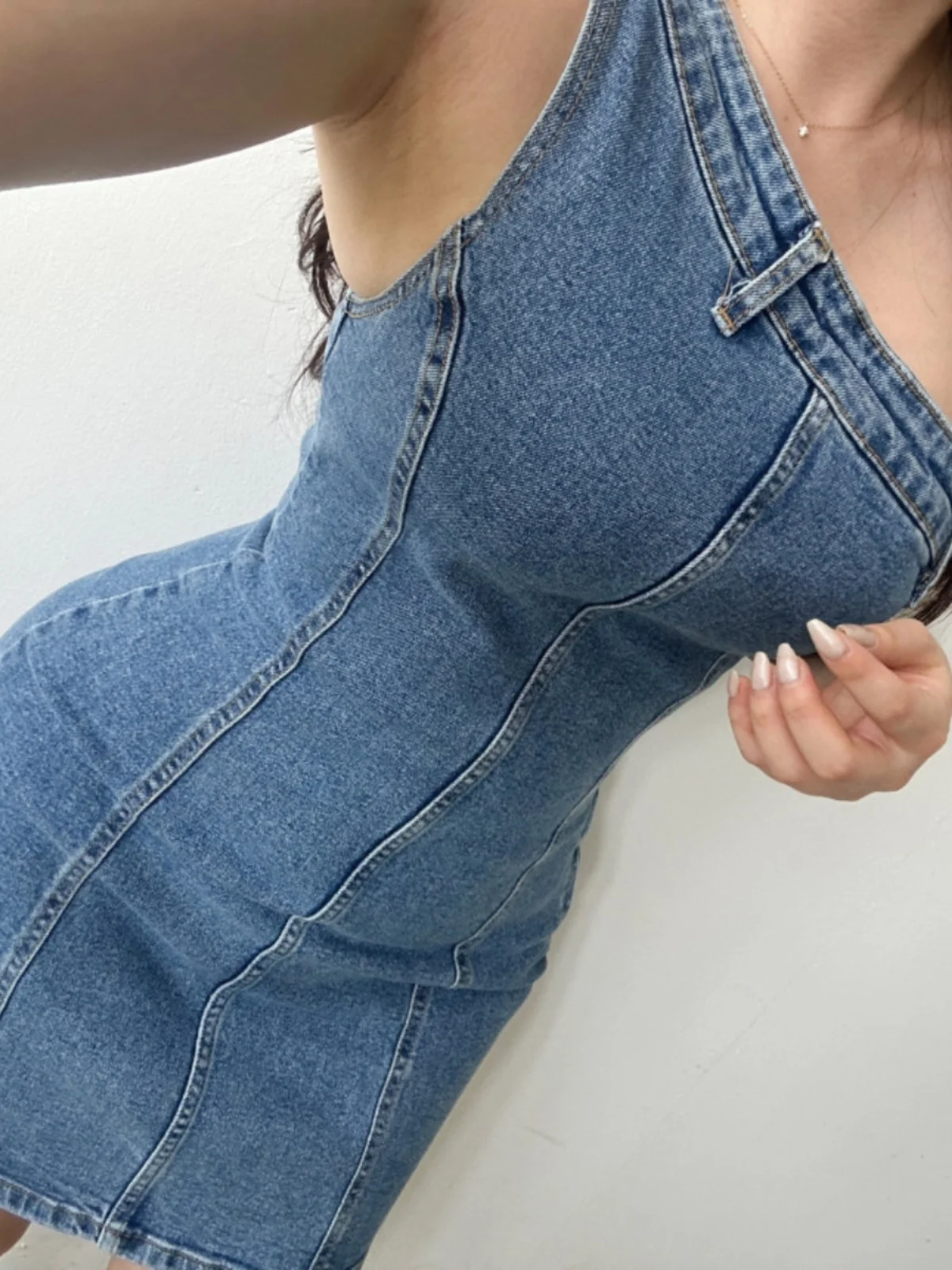 2024年夏 レディース デニム スリムフィット ショートスカートワンピース アシンメトリー ハイウエスト セクシー ラップアラウンド 高品質 通勤スタイル