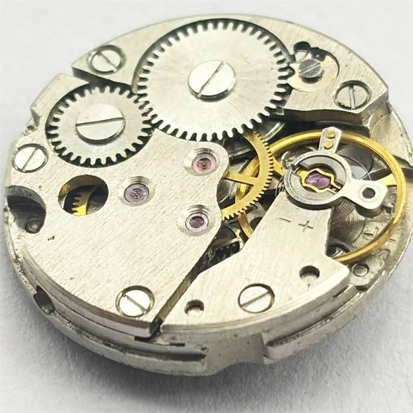 1PCS Non-Functional 5520 Old Watch Movement for Practice Disassembly Watchmaker Tool Watch Accessories