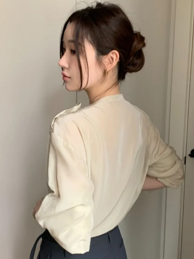 エレシック ロングスリーブ レディース エレ シンプル マッチ サイド ショルダー クラッチボタン ハイカラー 春ファッション 通勤...