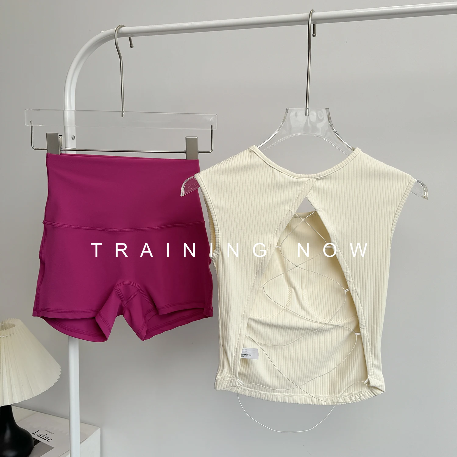 

Fitness suit for women in summer high-end yoga suit shorts thin 2025 new fashionable and beautiful sports running suit